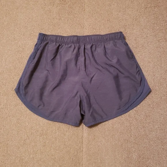 Nike Tempo Women's Shorts - Picture 2 of 15
